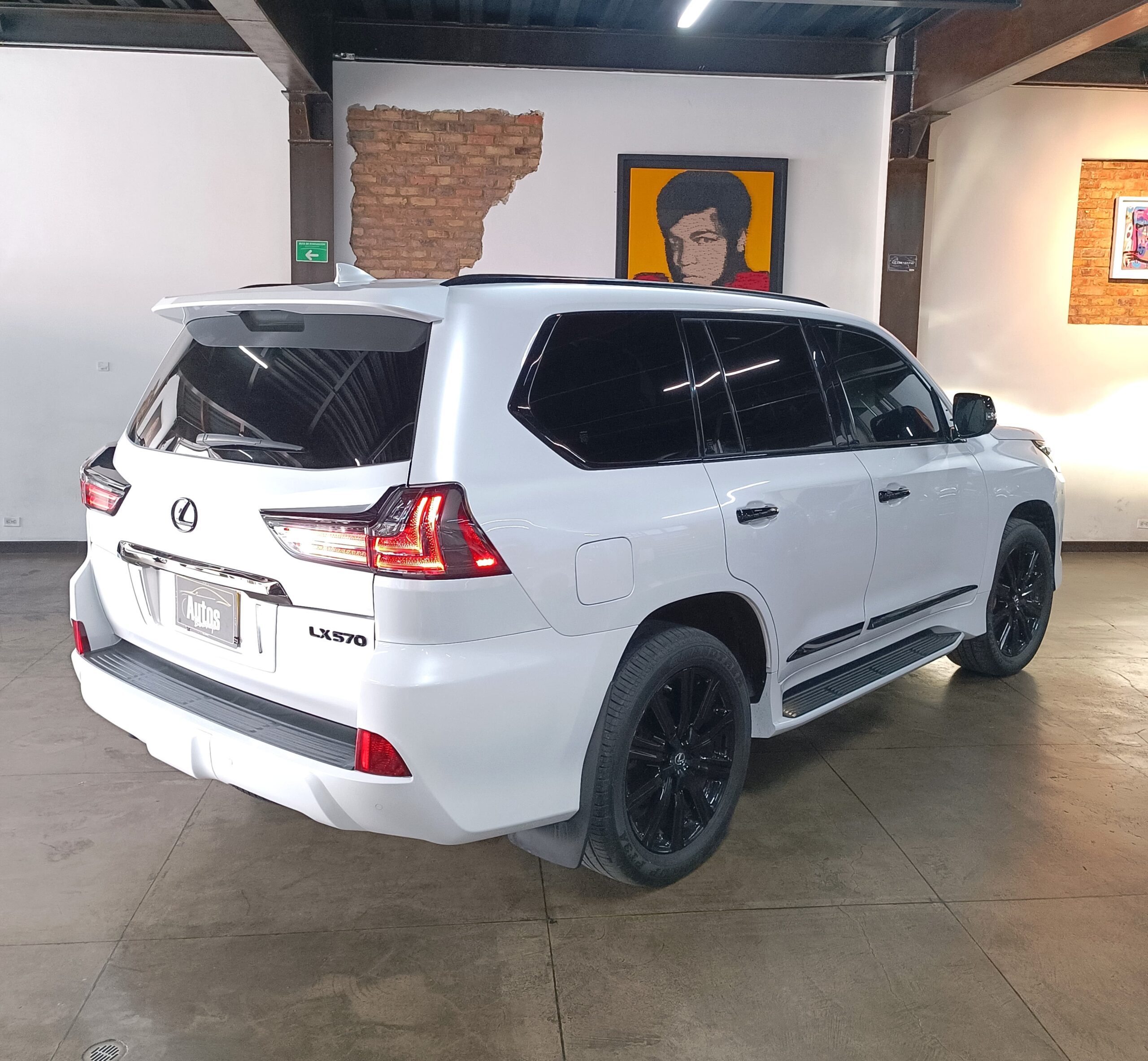 LEXUS 570 2021