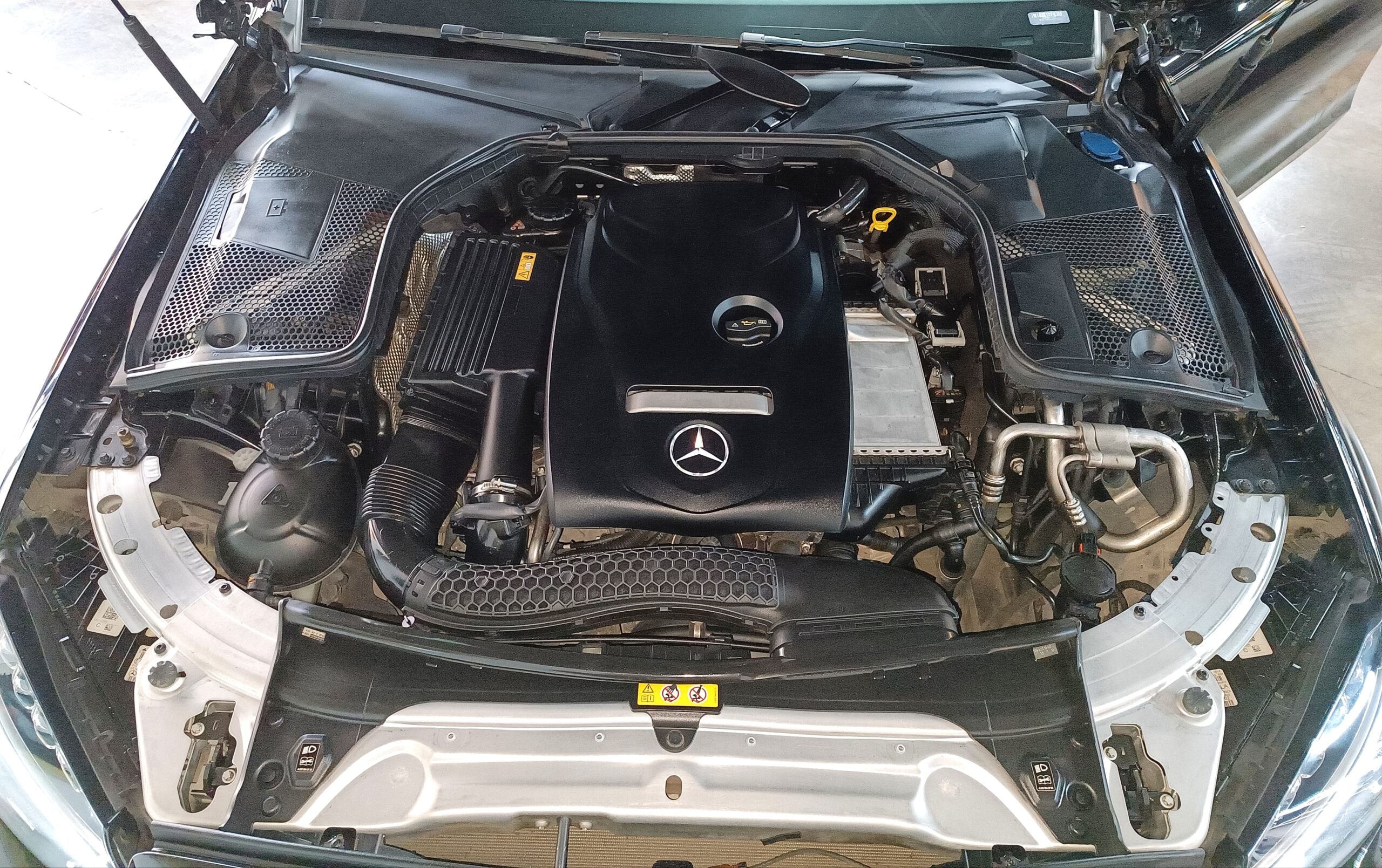 MERCEDES BENZ C 250 2017