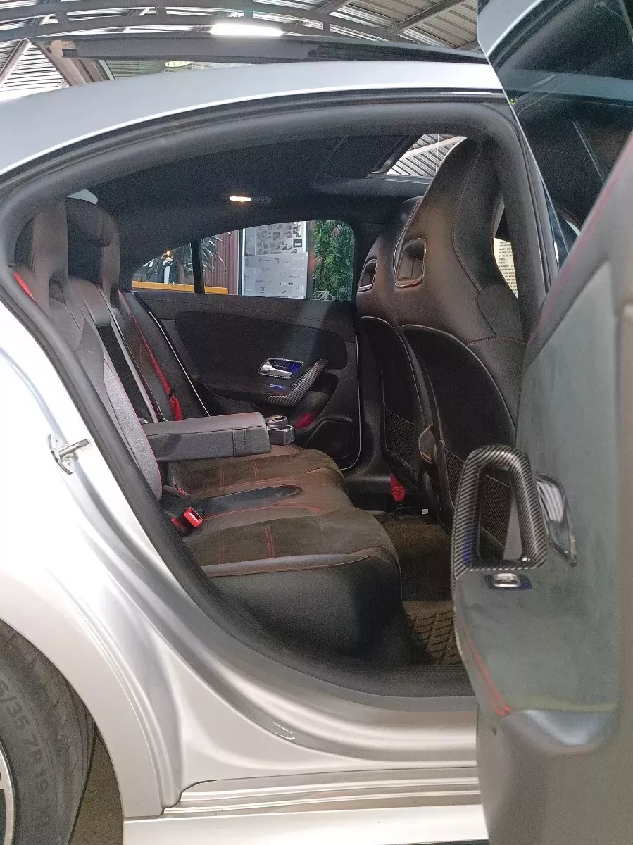 MERCEDES BENZ CLA 35 AMG 2023