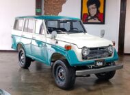 TOYOTA LAND CRUISER FJ 55 1976