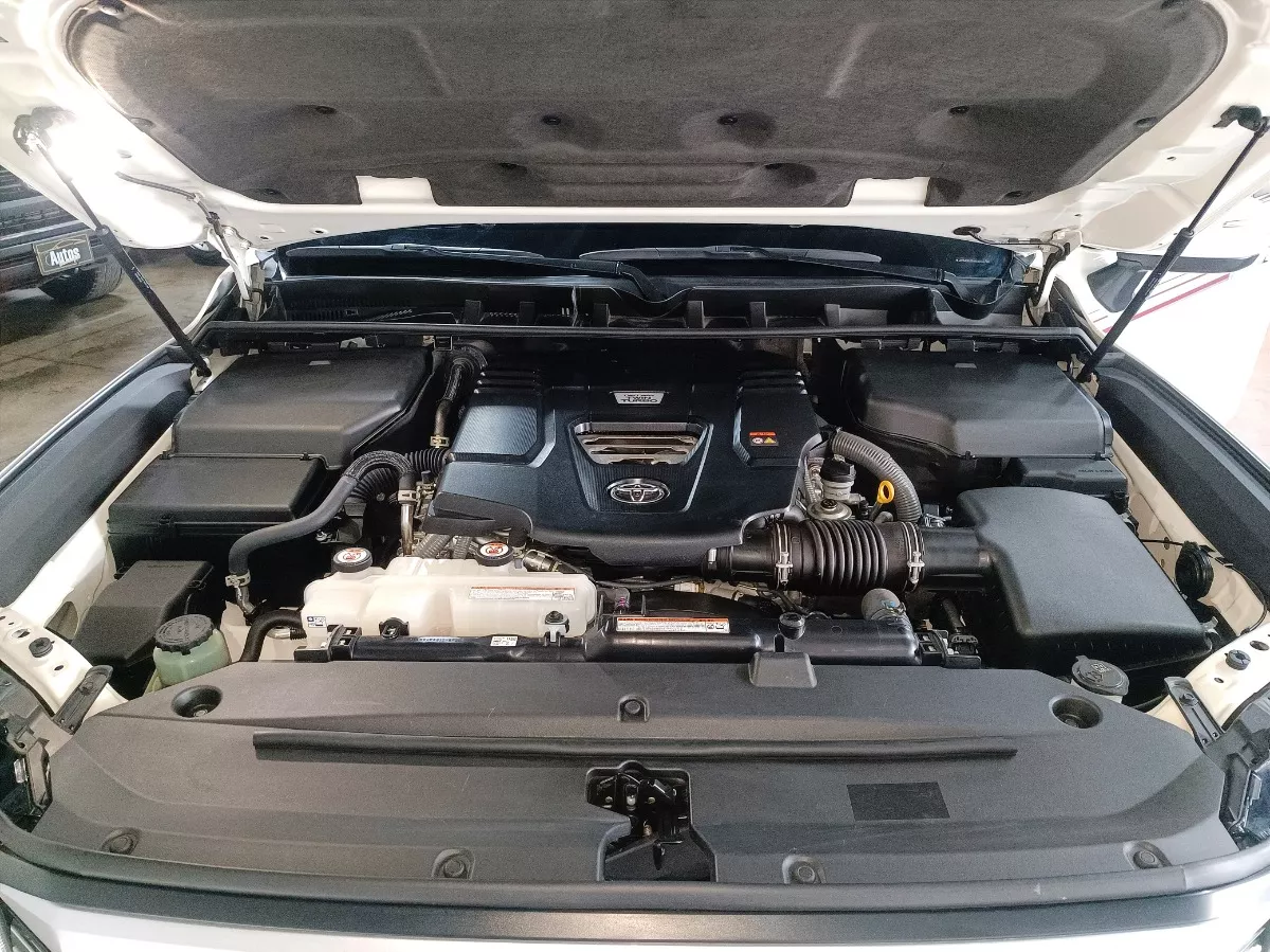 TOYOTA LC300 3.3 DIESEL 2022