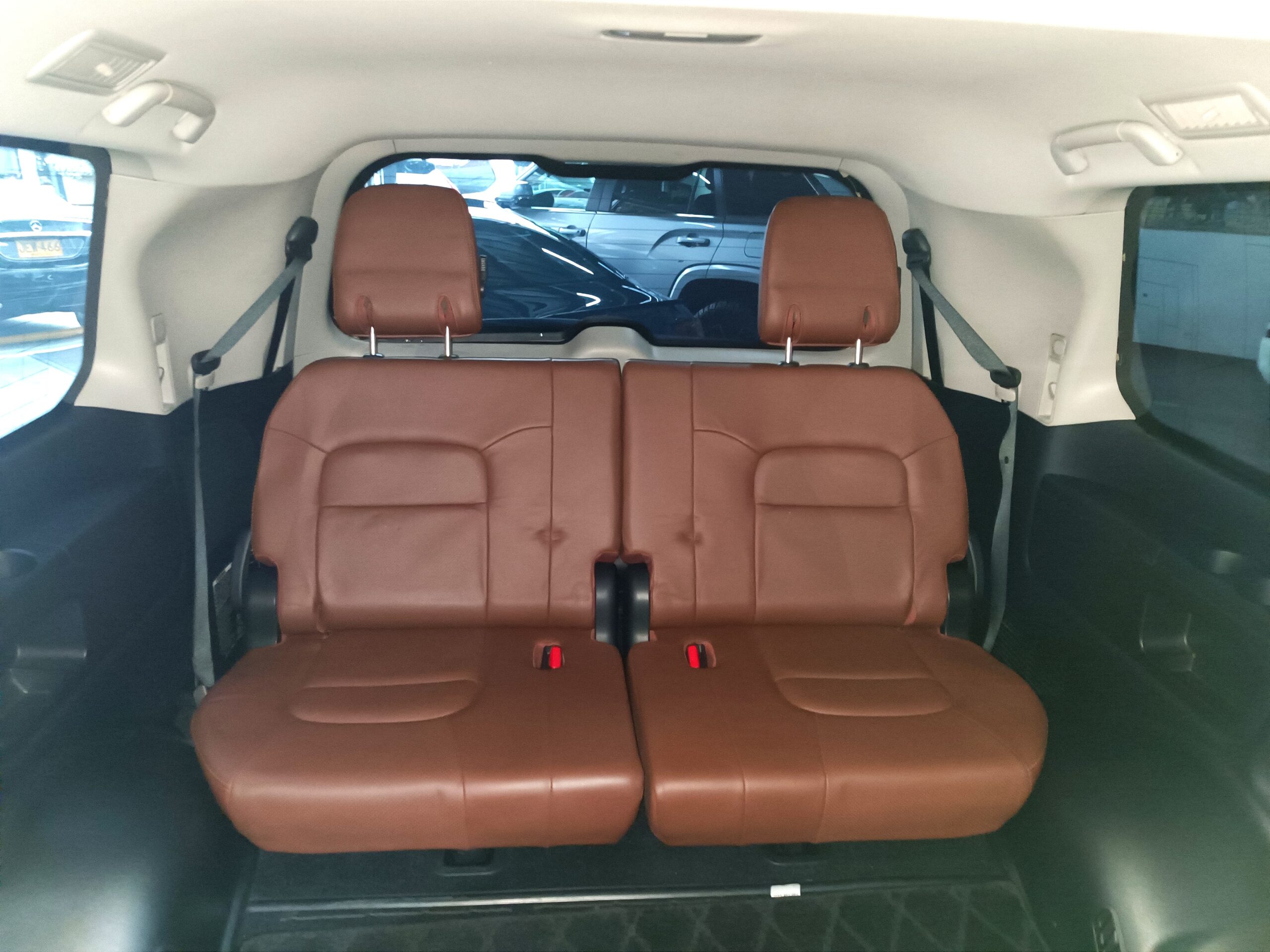 Toyota Land Cruiser LC 200 4.5 DIESEL