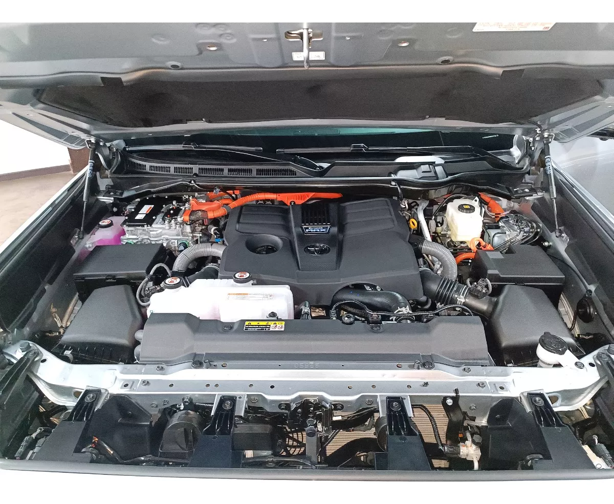 TOYOTA SEQUOIA TRD SPORT 2024