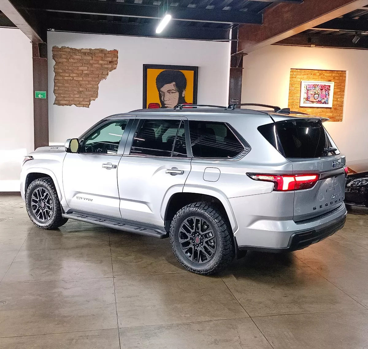 TOYOTA SEQUOIA TRD SPORT 2024