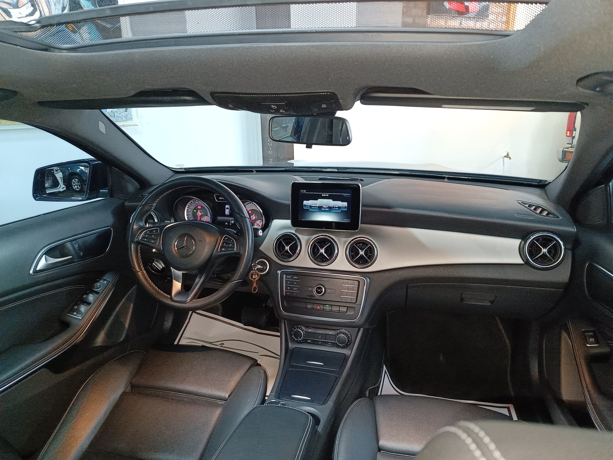 MERCEDES BENZ GLA 200 2017