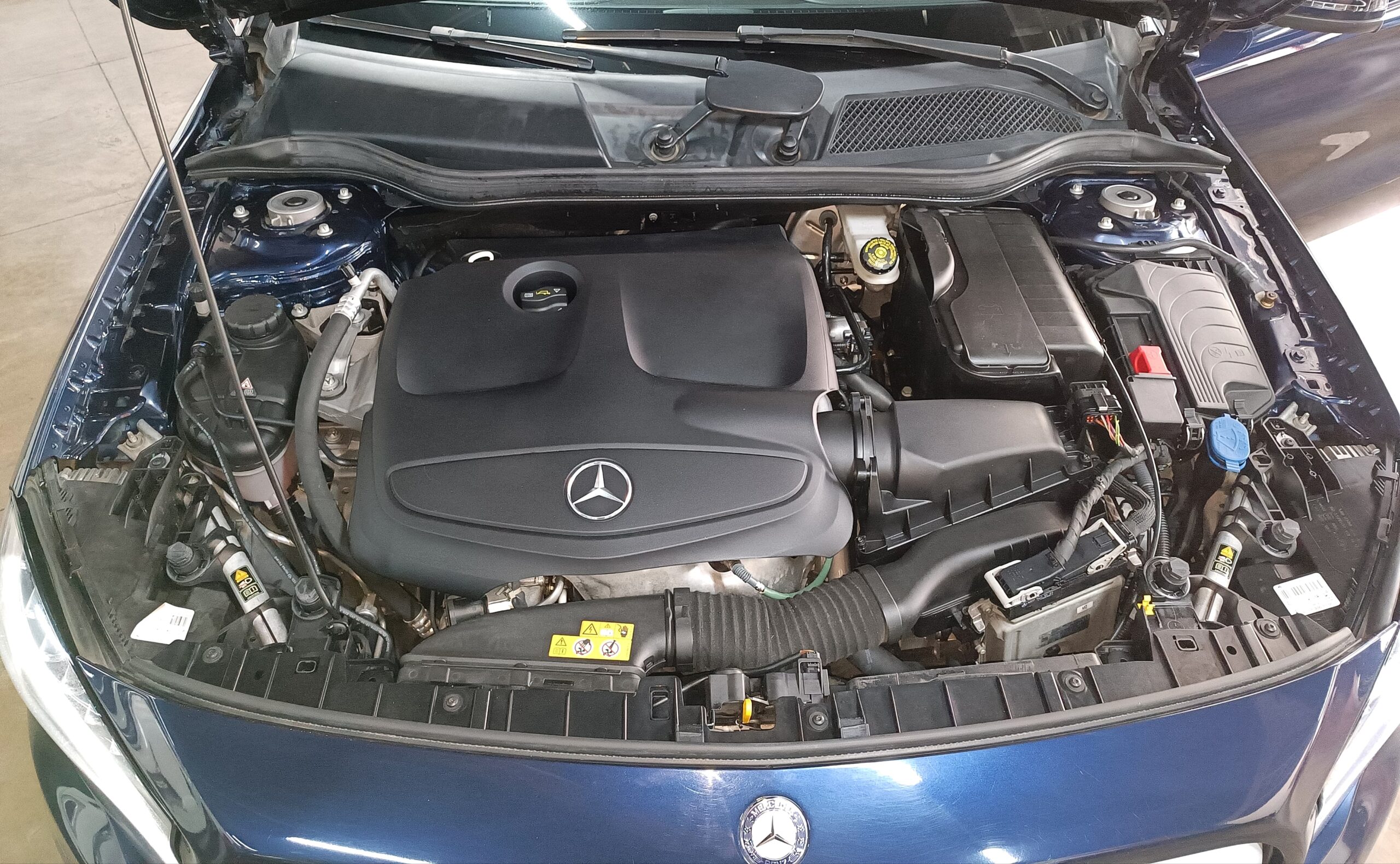 MERCEDES BENZ GLA 200 2017