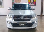 TOYOTA LAND CRUISER 200 4.6 VX 2017