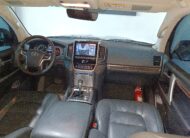 TOYOTA LAND CRUISER 200 4.6 VX 2017