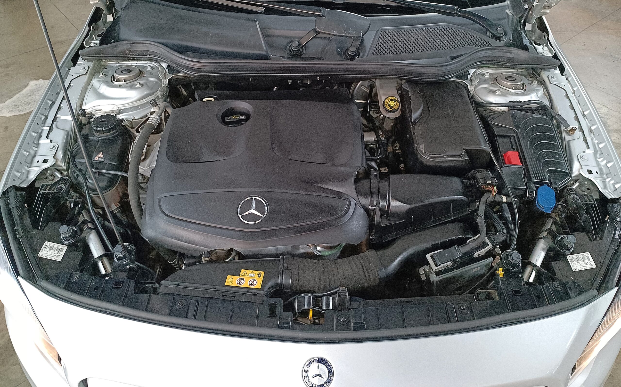 MERCEDES BENZ GLA 200 2017