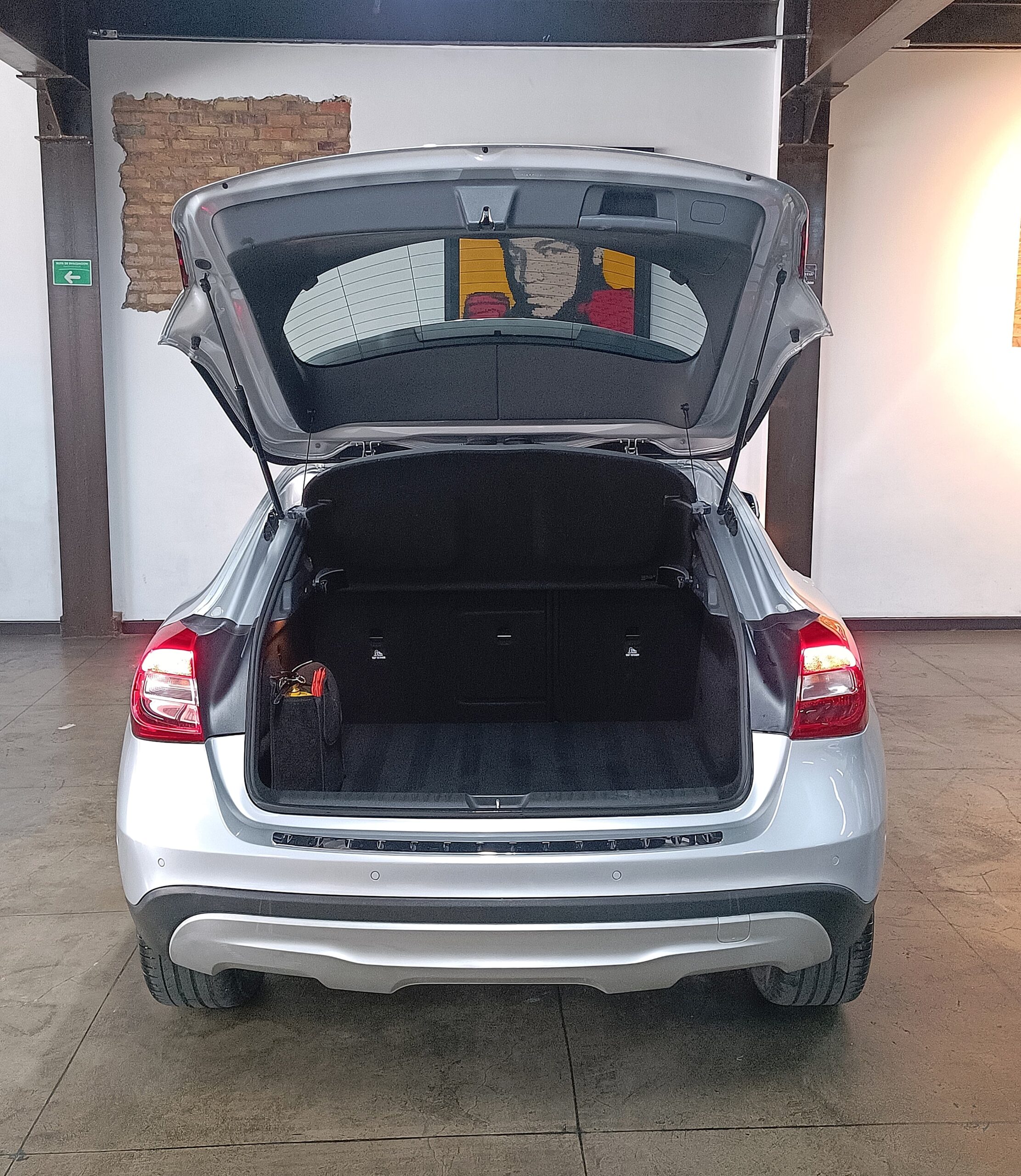 MERCEDES BENZ GLA 200 2017