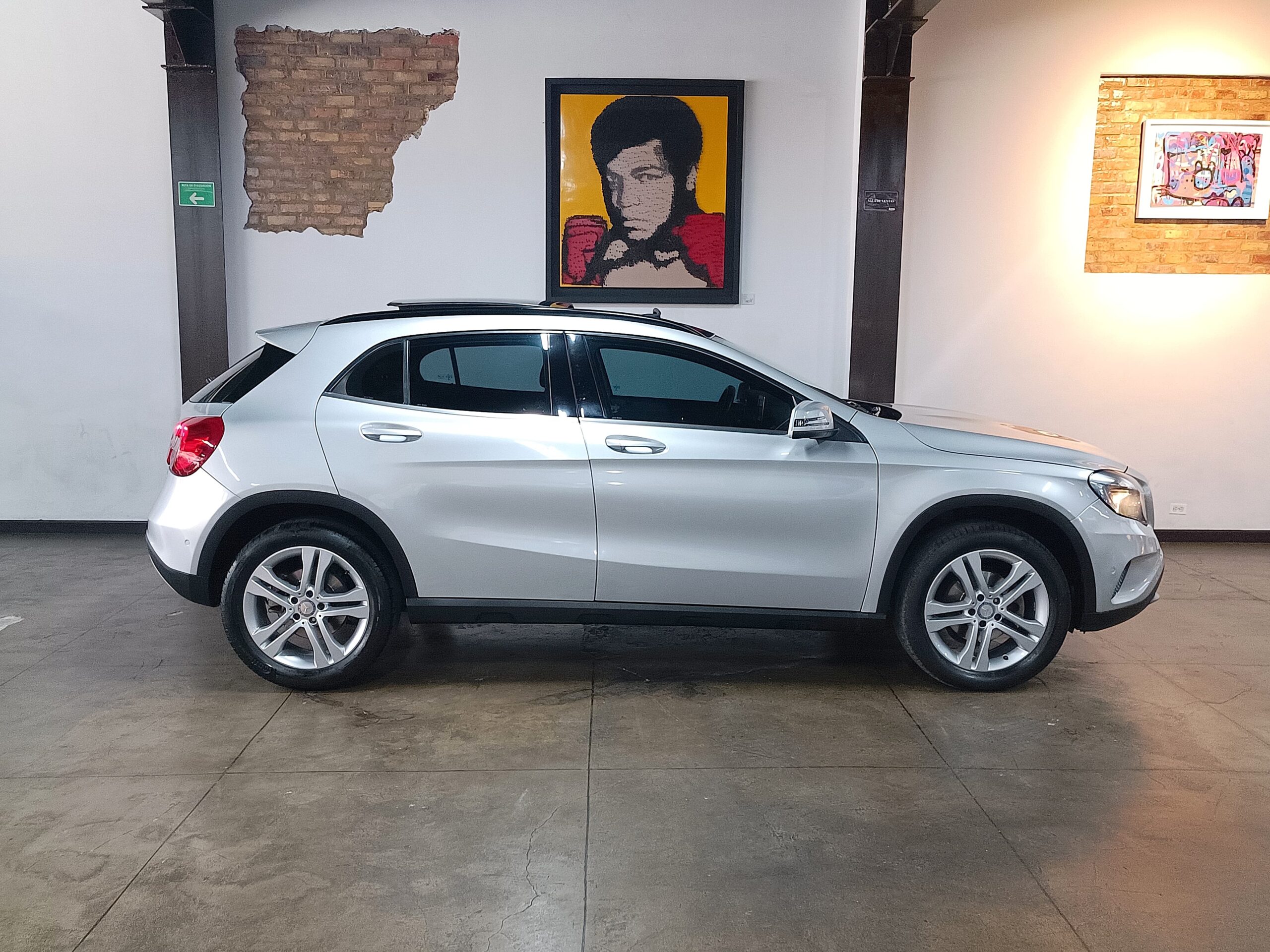 MERCEDES BENZ GLA 200 2017