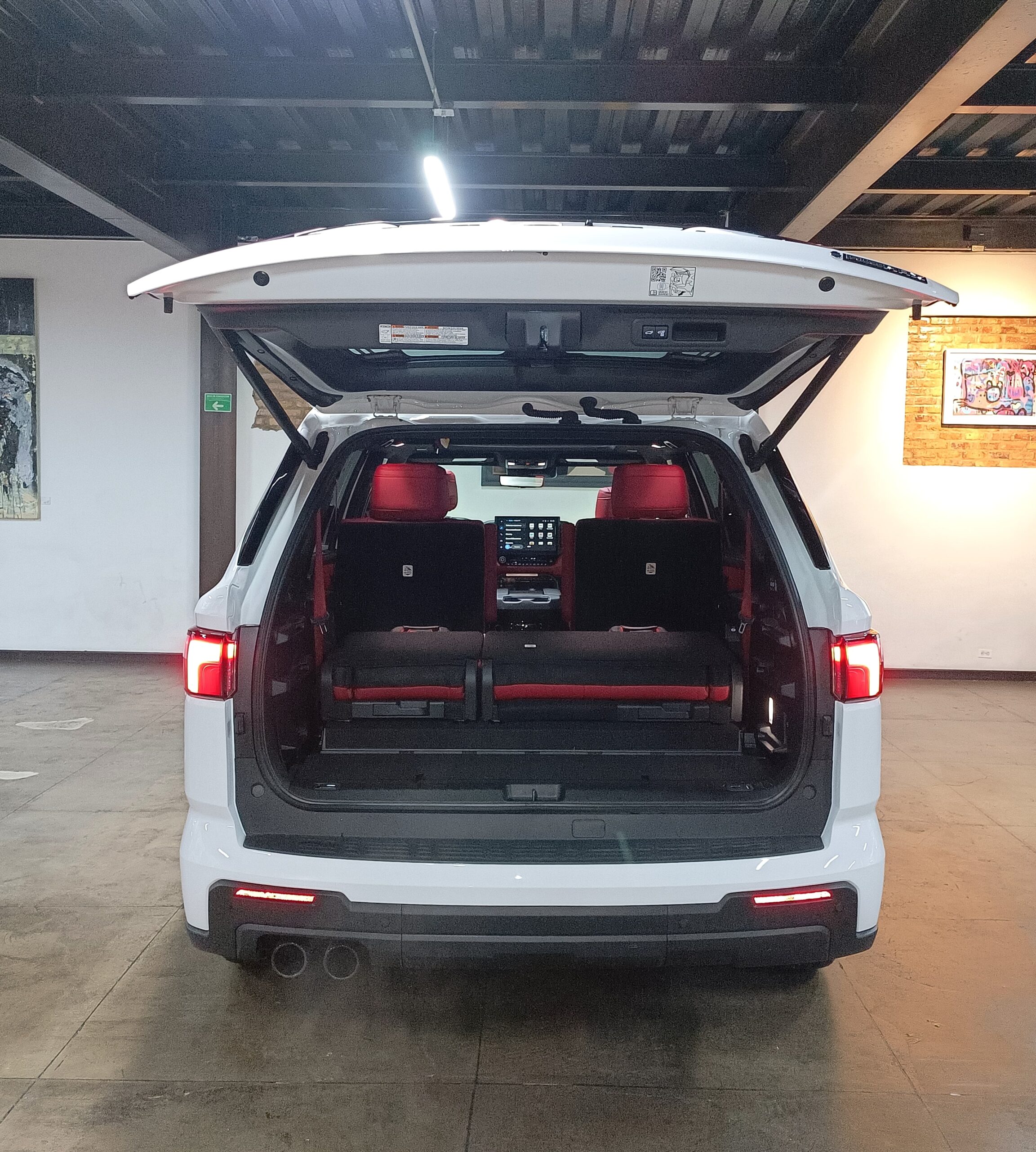 TOYOTA SEQUOIA TRD PRO 2025