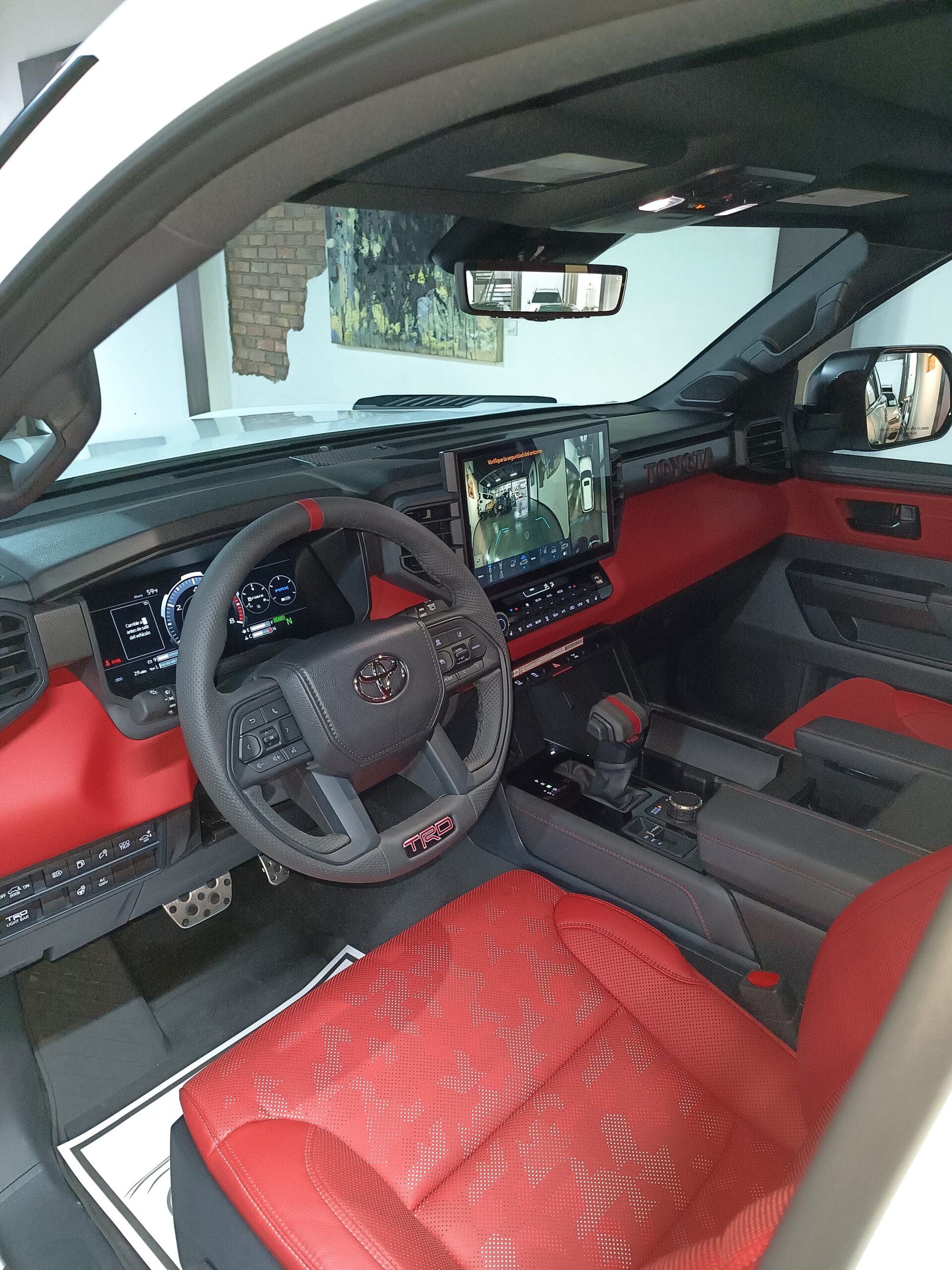 TOYOTA SEQUOIA TRD PRO 2025