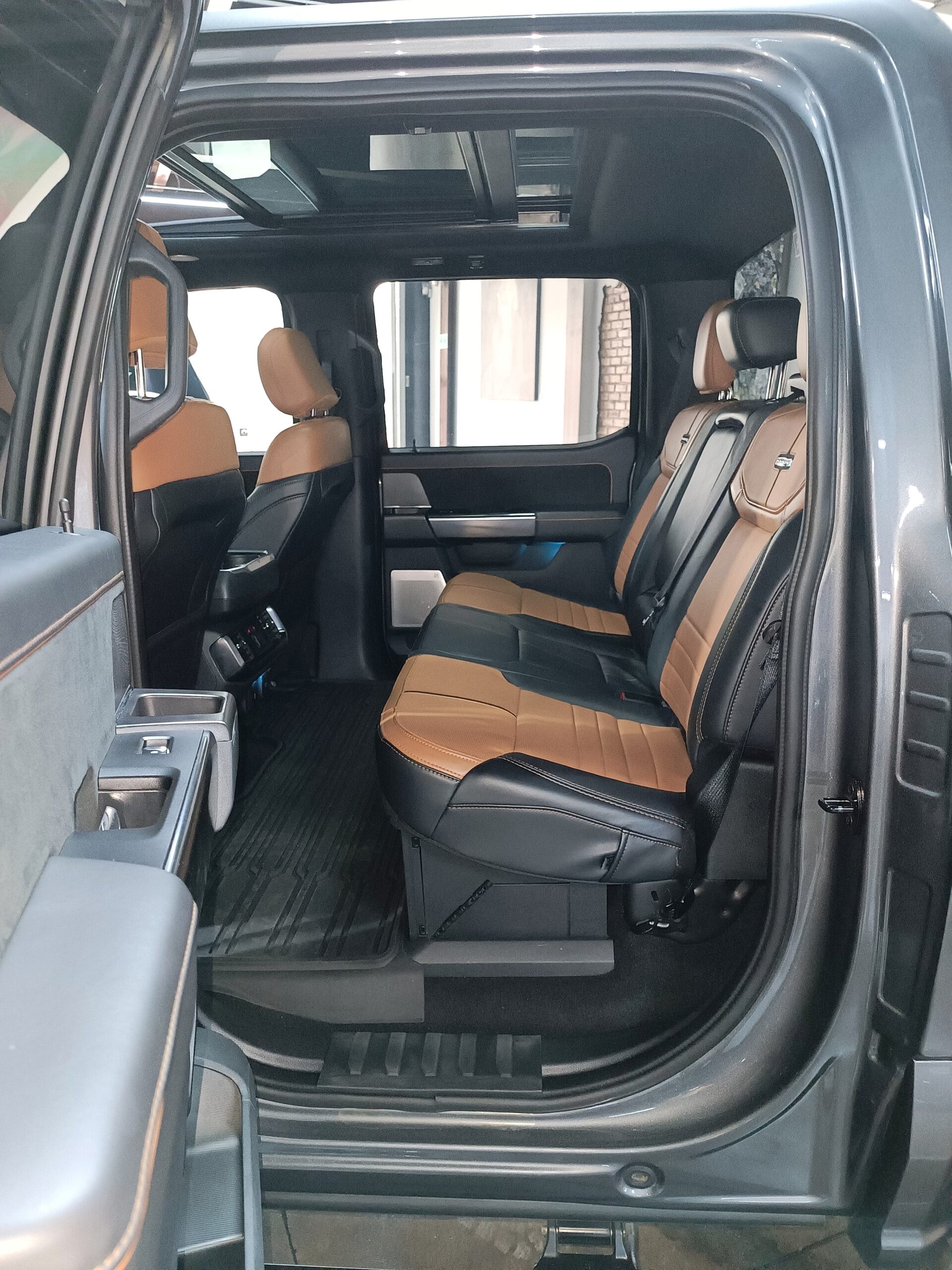 Ford F-150 Platinum hibrida 2023