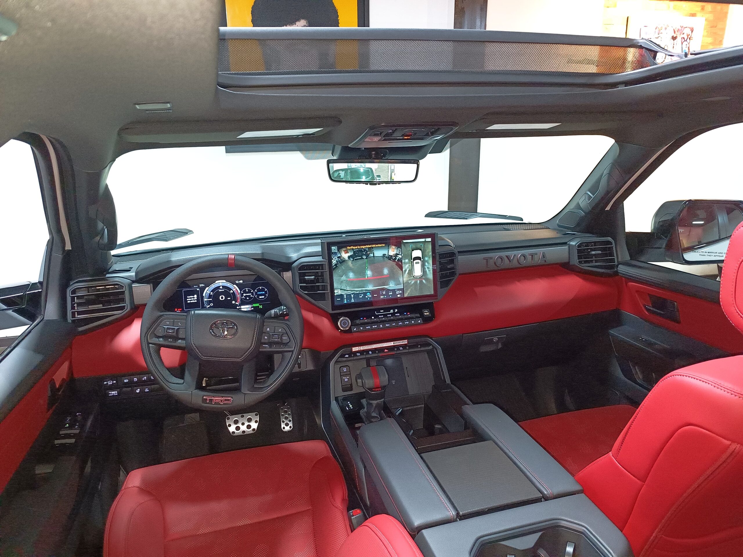 TOYOTA SEQUOIA TRD PRO 2025