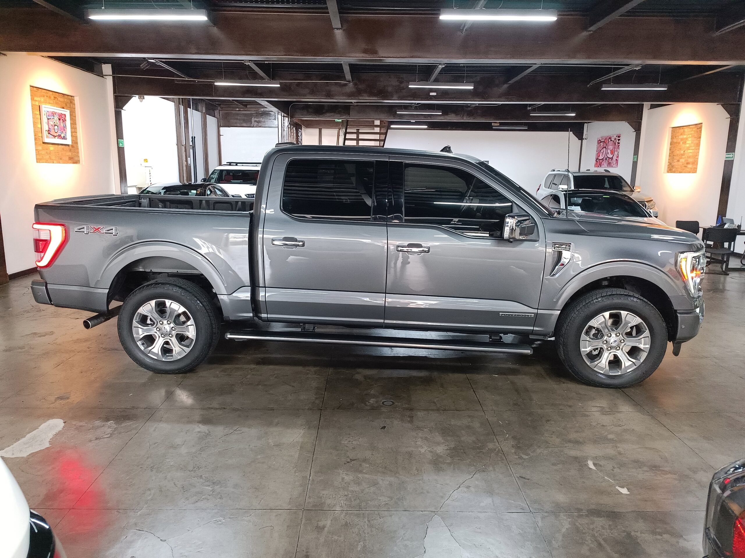 Ford F-150 Platinum hibrida 2023