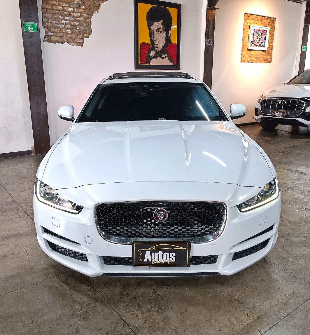 Jaguar Xe 2.0 L Prestige 25t 2018