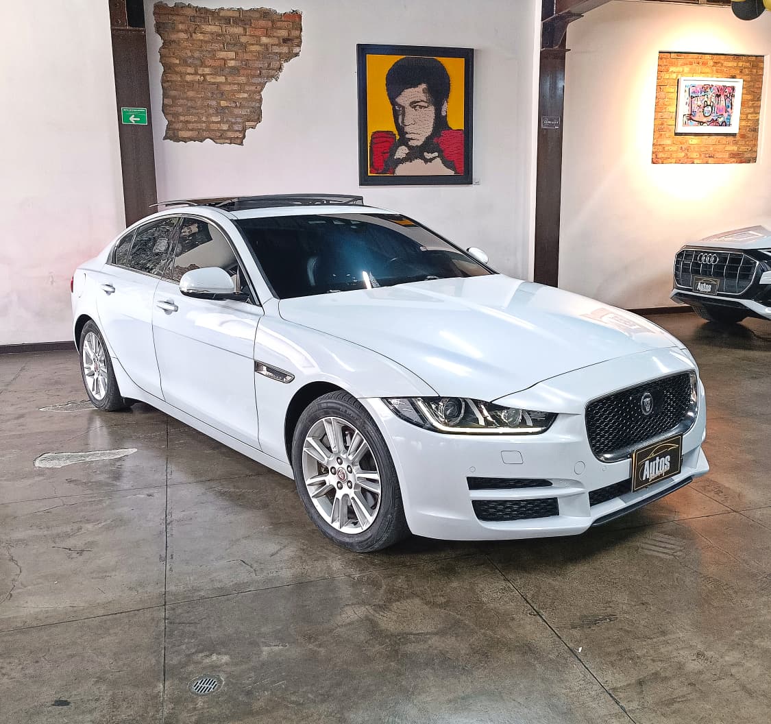 Jaguar Xe 2.0 L Prestige 25t 2018