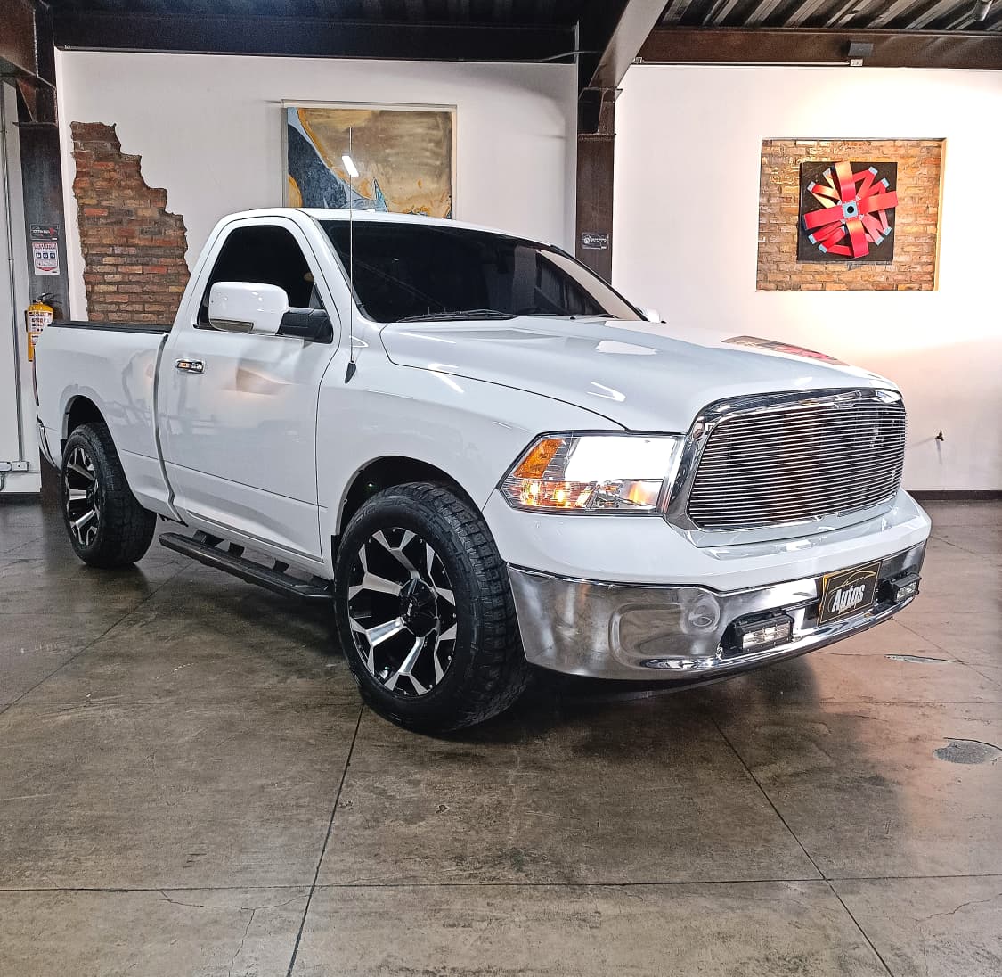 DODGE RAM 1500 2013
