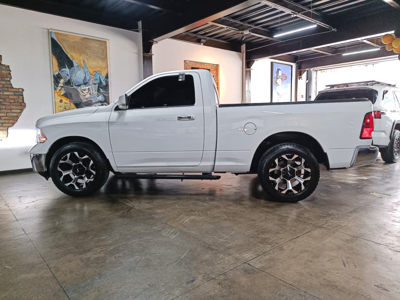 DODGE RAM 1500 2013