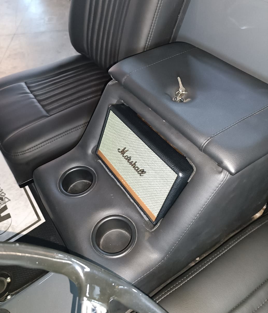 Land Rover Santana 1969