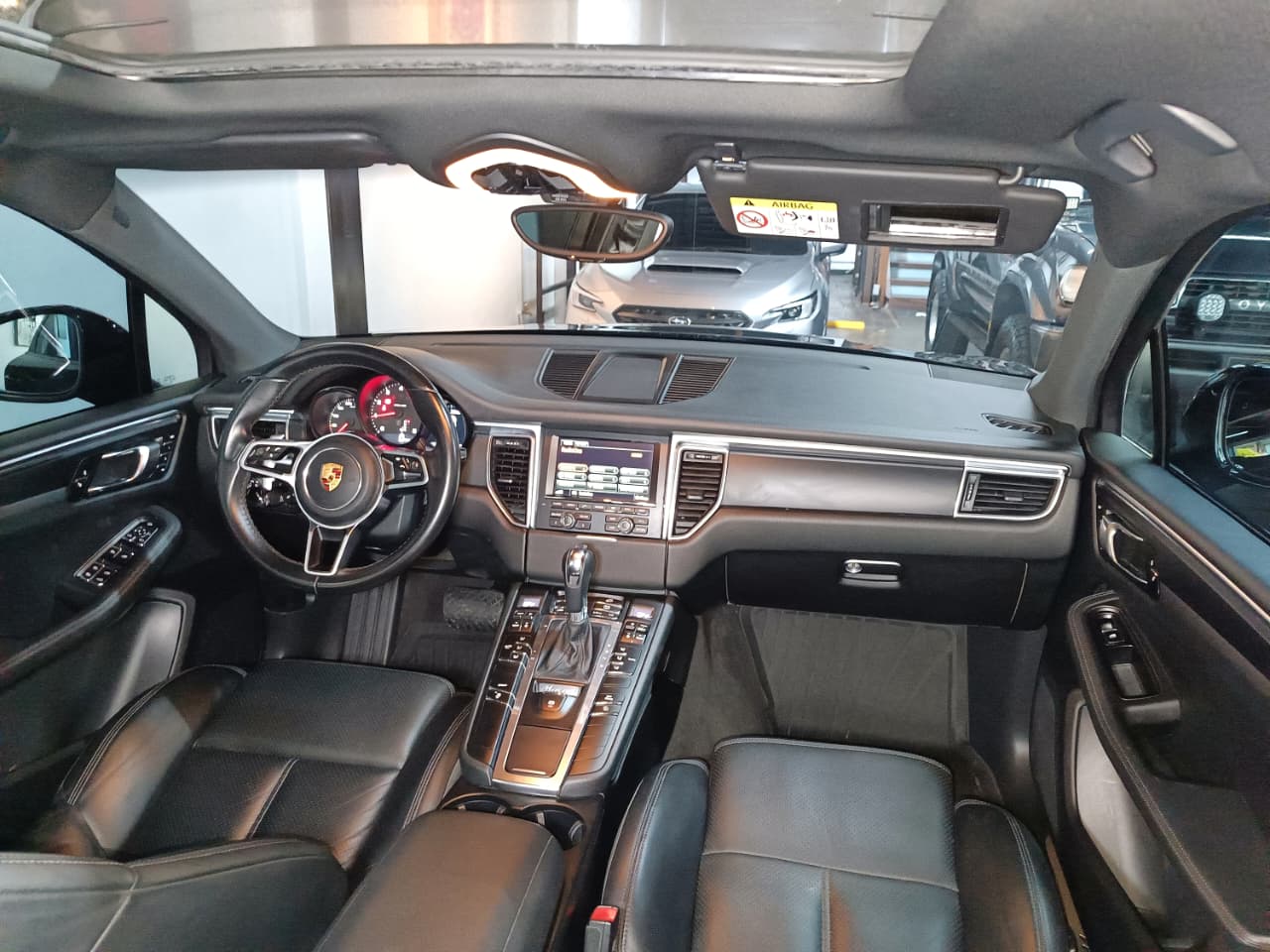 PORSCHE MACAN 2.0 2015