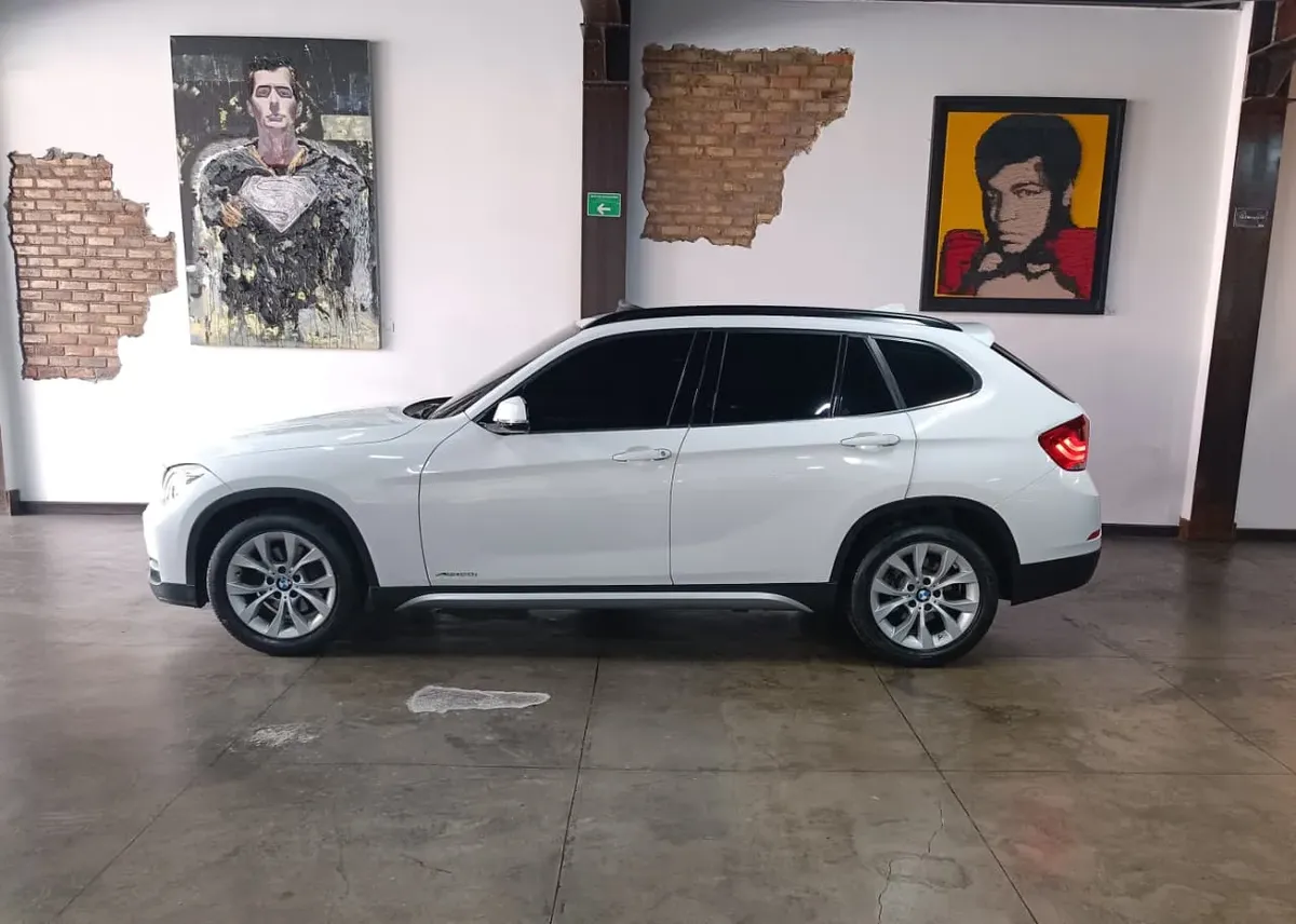 BMW X1 XDRIVE 2.0 2013
