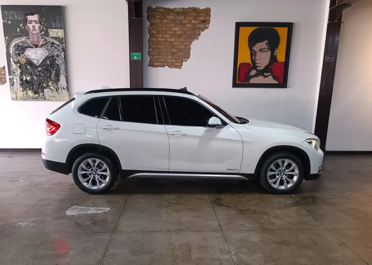 BMW X1 XDRIVE 2.0 2013