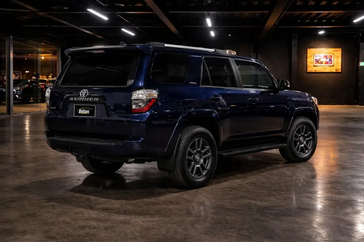 TOYOTA 4RUNNER SR5 2015
