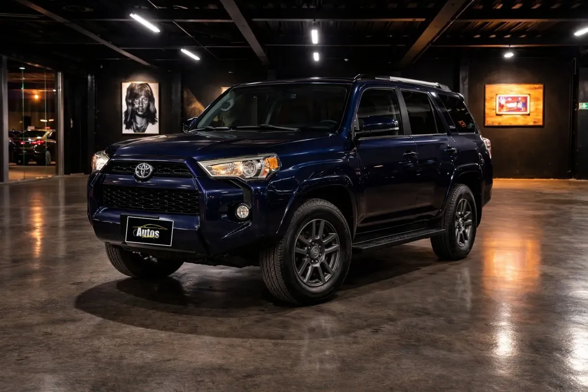 TOYOTA 4RUNNER SR5 2015