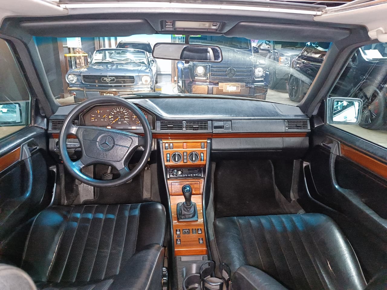 Mercedes-Benz W124 220E 1993