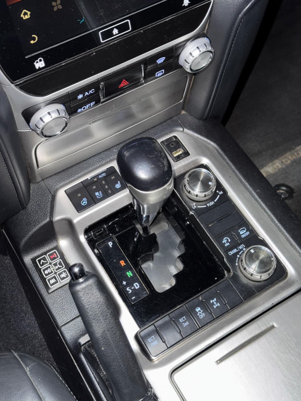 Toyota Land Cruiser LC 200 2016 VX Diesel 4.5