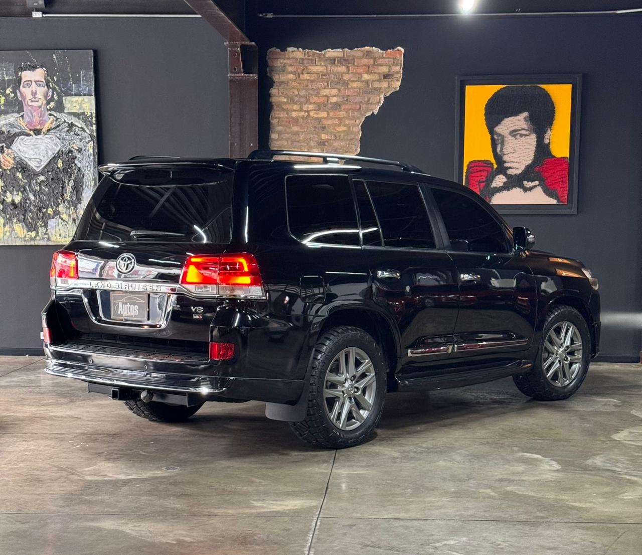 Toyota Land Cruiser LC 200 2016 VX Diesel 4.5