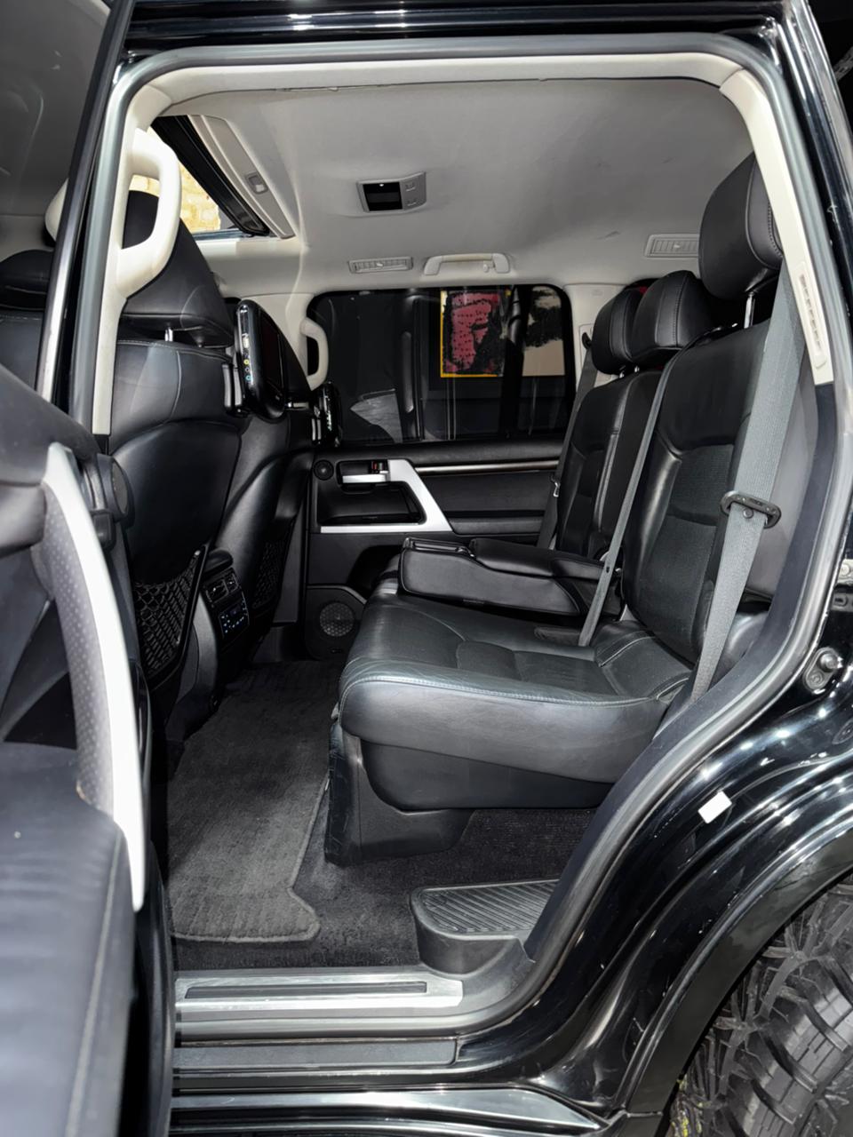 Toyota Land Cruiser LC 200 2016 VX Diesel 4.5