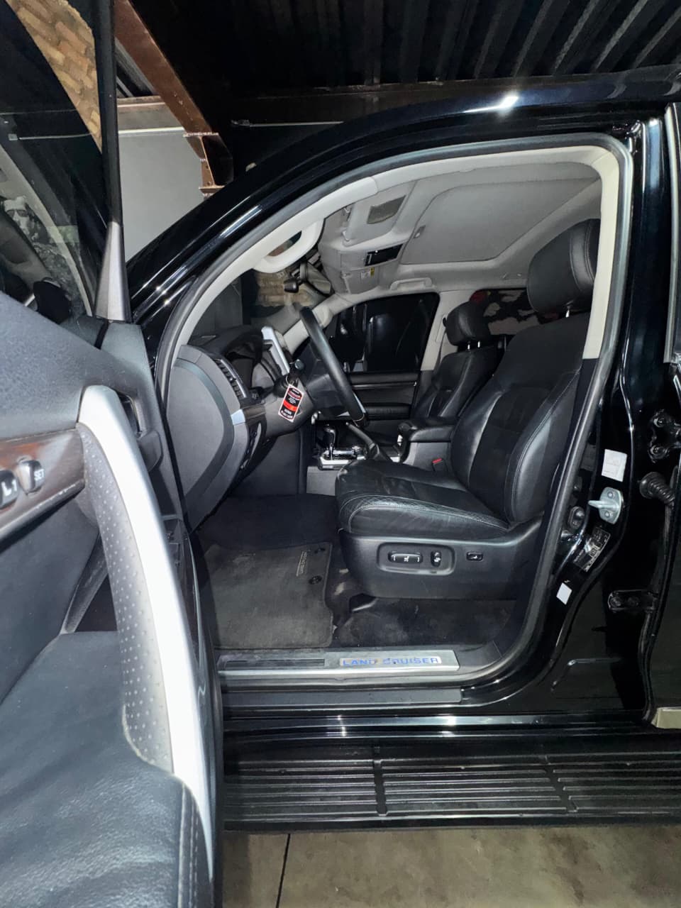 Toyota Land Cruiser LC 200 2016 VX Diesel 4.5
