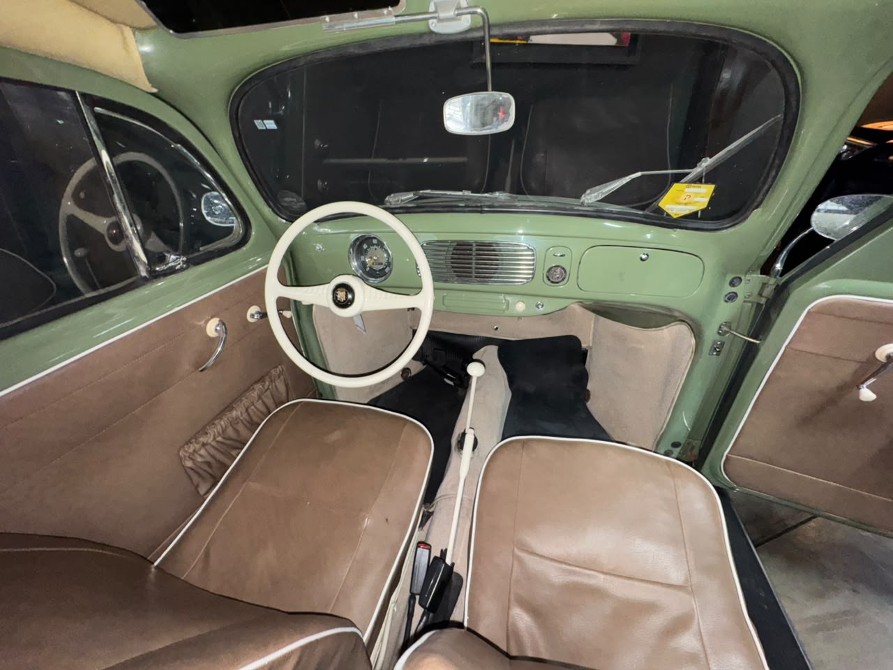 VOLKSWAGEN ESCARABAJO 1953